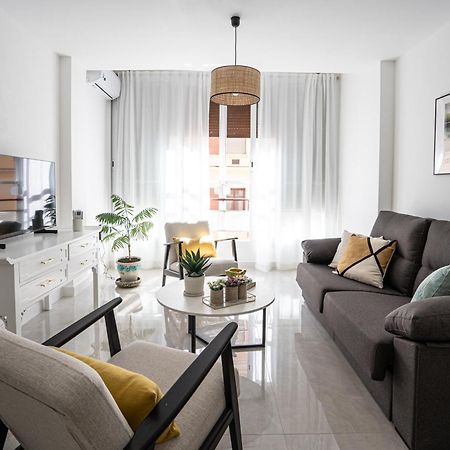Apartment Center Soho Deluxe Малага Екстериор снимка