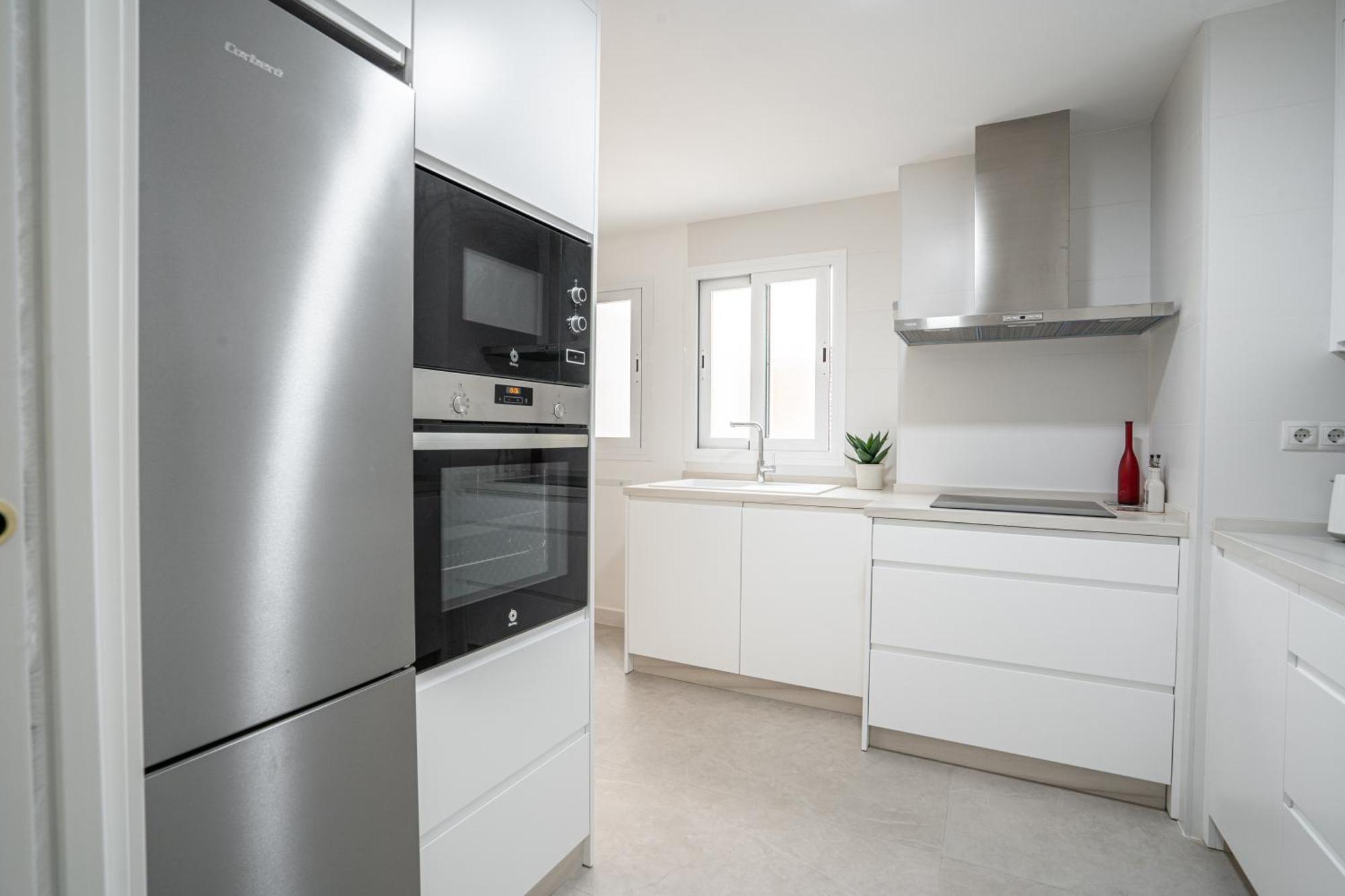 Apartment Center Soho Deluxe Малага Екстериор снимка
