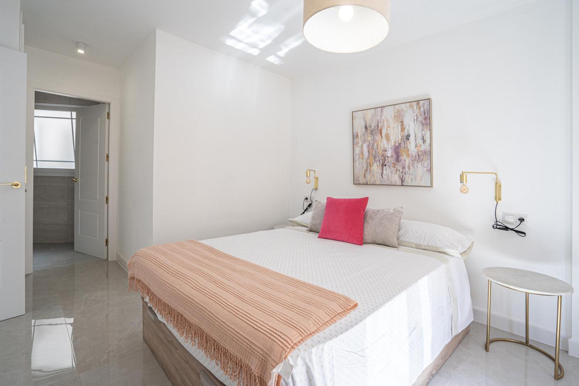 Apartment Center Soho Deluxe Малага Екстериор снимка